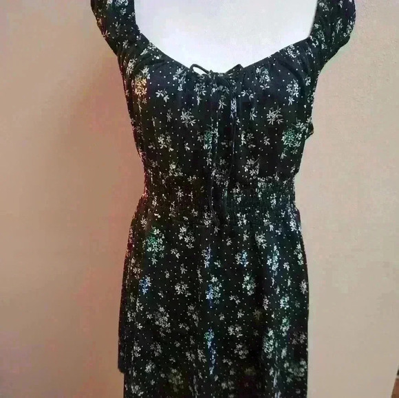 Womens, large, Vanilla Star, short, black, floral, stretchy dress - Picture 10 of 13